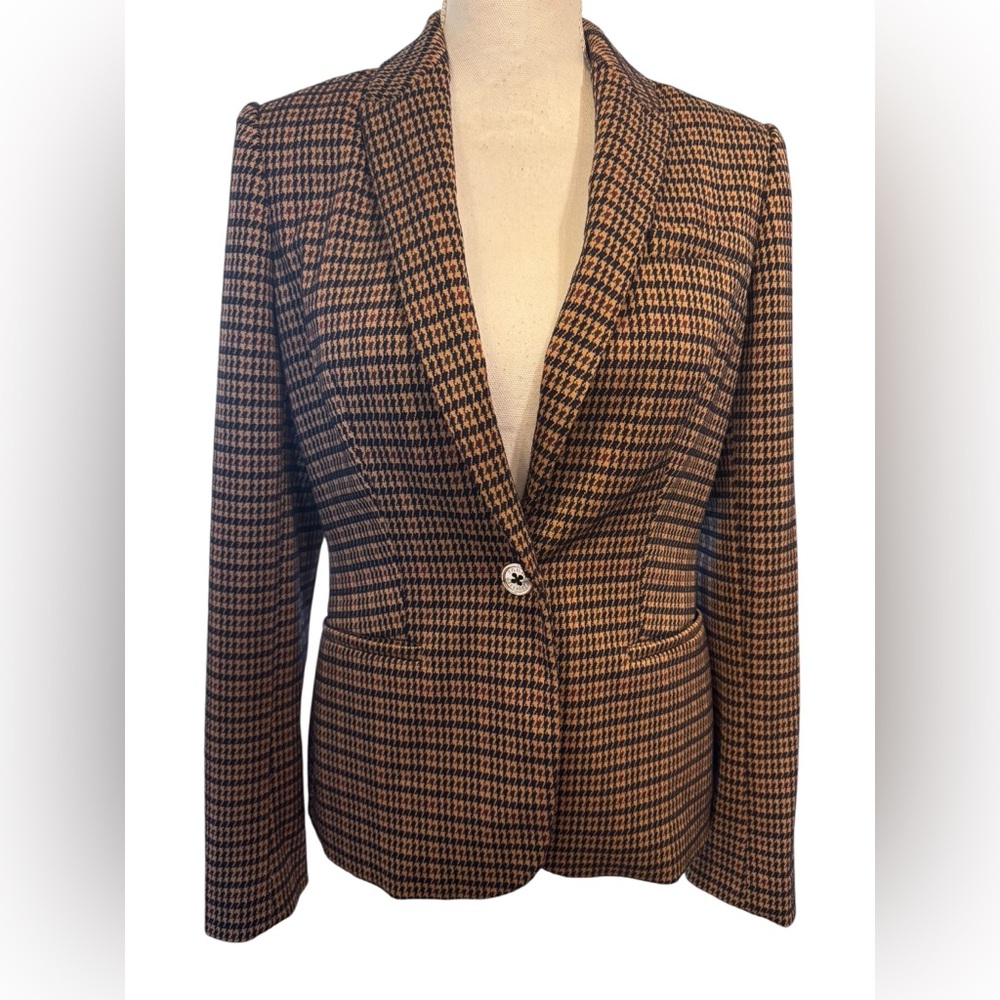 Tommy Hilfiger woman’s single button houndstooth blazer size 4